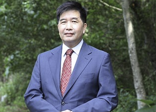 邱荣光博士, J.P.